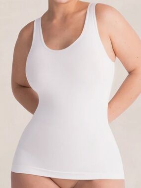 New SHAPERMINT Essentials All Day Every Day Tank Cami in White sz M